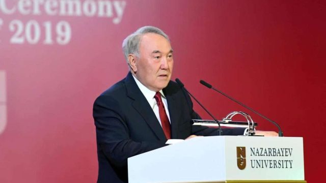 Нұрсұлтан Назарбаев: Еңбек демалысында да Қазақстаннан кеткім келмейді