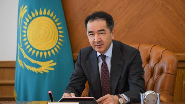 Бақытжан Сағынтаев үкіметтік емес ұйымдарды әріптестікке шақырды