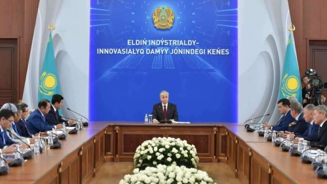 Қасым-Жомарт Тоқаев Үкімет дереу шешуі керек мәселелерді атады