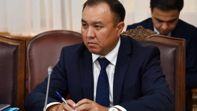 Әнуар Өскенбаев Nur Otan орталық аппаратының басшысы болды