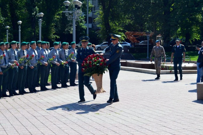 Дінмұхамед Қонаев ескерткіші