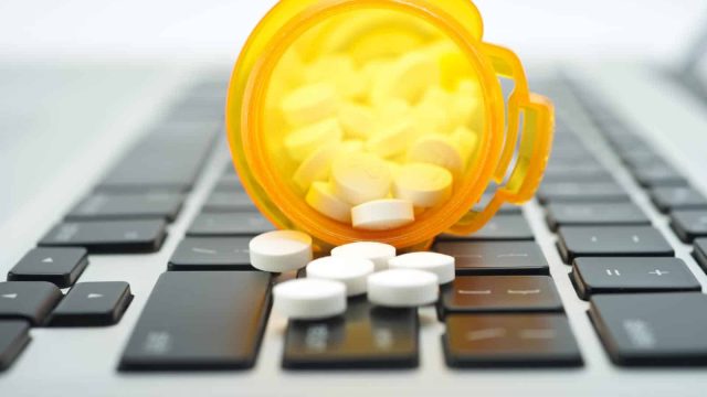 Қазақстанда есірткі сататын 20 мың сайт анықталды