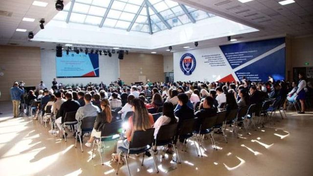 Алматыда «Кәсіп алаңы» курстарына екі аптада 2 300 адам қатысқан