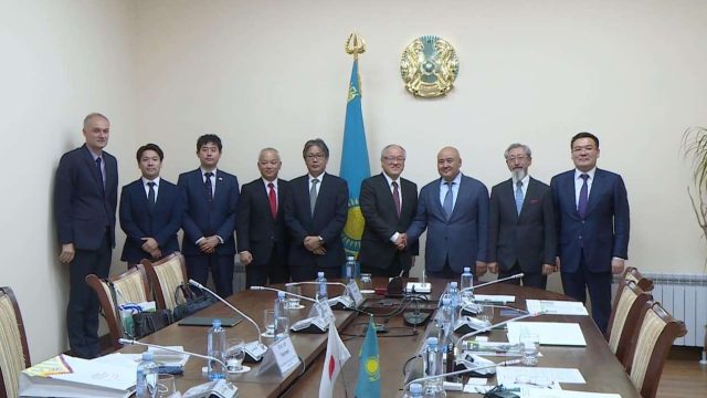 Өмірзақ Шөкеев Жапонияның Қазақстандағы төтенше және өкілетті елшісімен кездесті