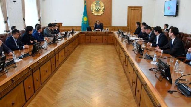 Бақытжан Сағынтаев Алматының IT саласы өкілдерімен кездесті