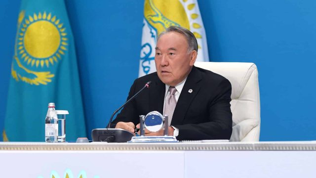 Нұрсұлтан Назарбаев партияның сайлауалды міндеттері туралы айтты