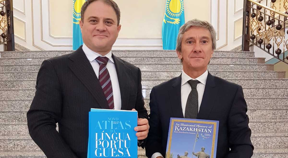 Роман Василенко мен Луиш Фару Рамош