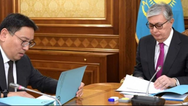 Ерболат Досаев Президентке зейнетақы активтері туралы айтты
