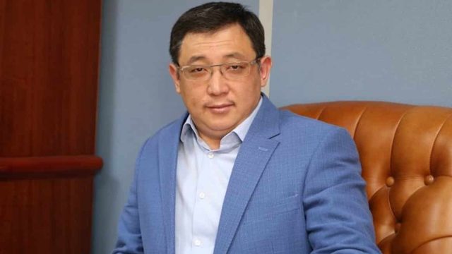Қайрат Жолдыбайұлы: Адам кітап оқу арқылы әлеммен ақылдасады