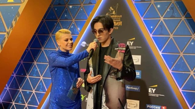 Димаш Құдайберген 2 номинация бойынша «Виктория» сыйлығын алды