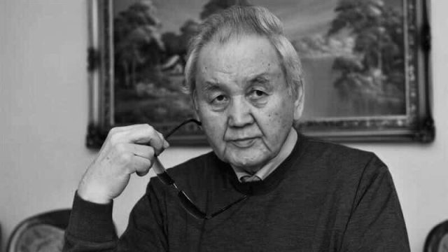 Қасым-Жомарт Тоқаев Өмірзақ Айтбаевтың отбасына көңіл айтты