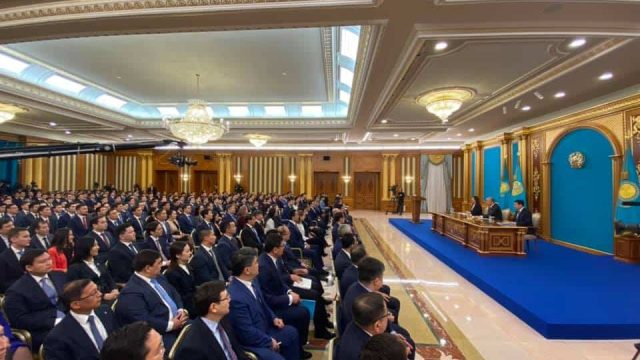 Қасым-Жомарт Тоқаев: Бізге басқарушылардың жаңа командасы қажет