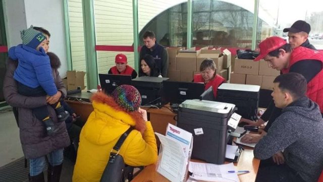 Талдықорған дүкенінде 1632 отбасыға кепілдендірілген әлеуметтік пакет беріліп жатыр