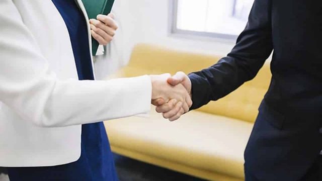 Коронавирус: еліміздегі науқастар қанша адаммен байланыс жасаған?