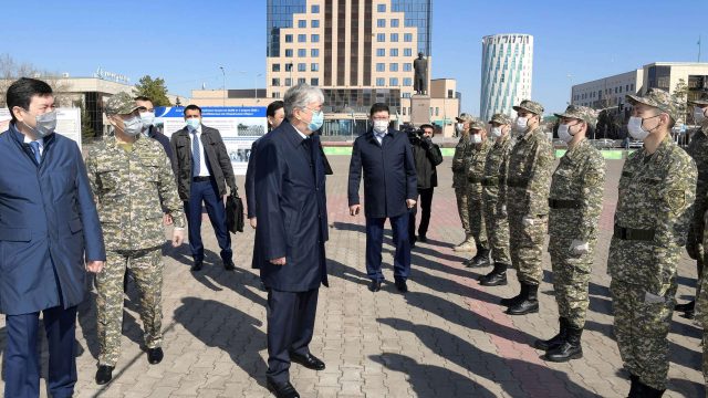 Қасым-Жомарт Тоқаев әскерилердің қазіргі басты міндетін айтты