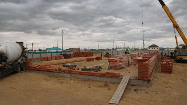 Сексеуіл кентінде жаңа мектеп пен аурухана салынады