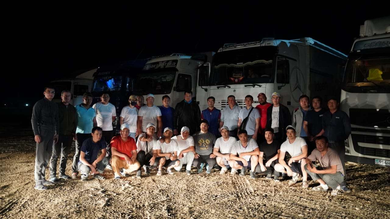 Жетісулықтардың Мақтаарал тұрғындарына жолдаған көмегі жеткізілді