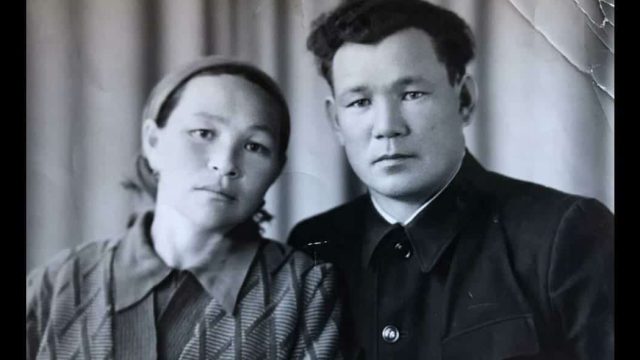 «Шешем қатты жылады». Майдангер Қанатай Қамыровтың әңгімесі
