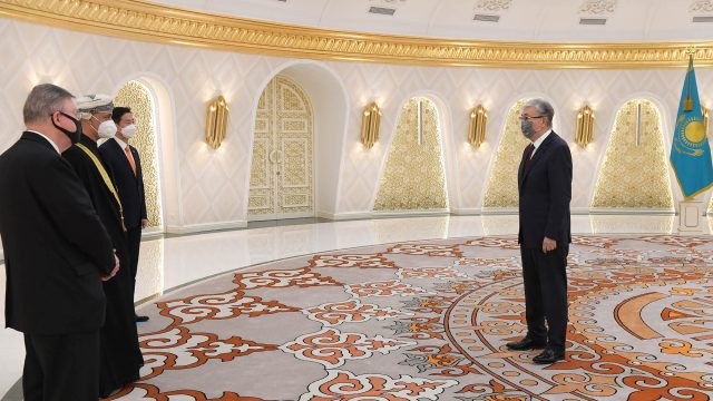 Президент елшілерден сенім грамоталарын қабылдады