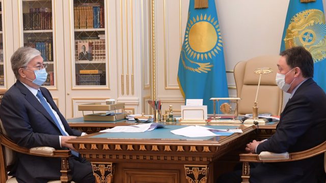 Асқар Мамин Президентке елдегі коронавирус жағдайы туралы есеп берді