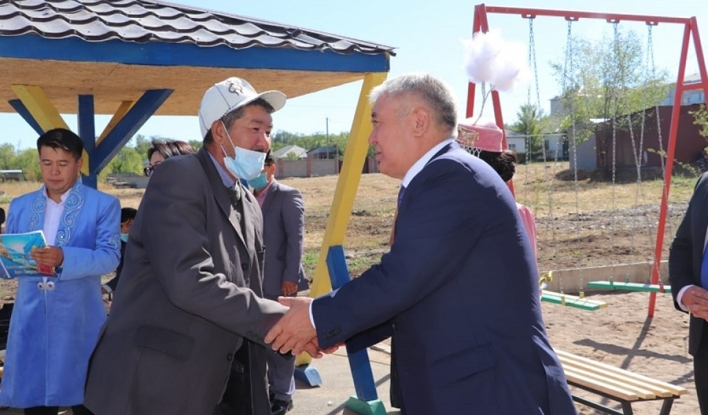 Пәтер кілтін табыстау