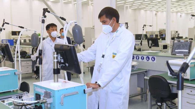 Елімізде өкпені жасанды желдету аппаратының өндірісі ашылды
