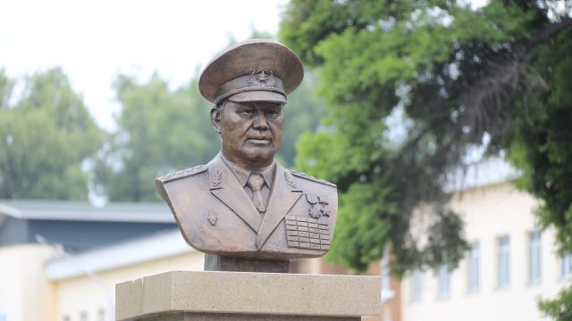 Құрлық әскерлерінің әскери институтына Сағадат Нұрмағамбетов есімі берілді