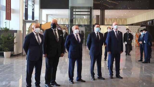 Нұрсұлтан Назарбаев Түркістандағы халықаралық әуежайдың ашылу салтанатына қатысты