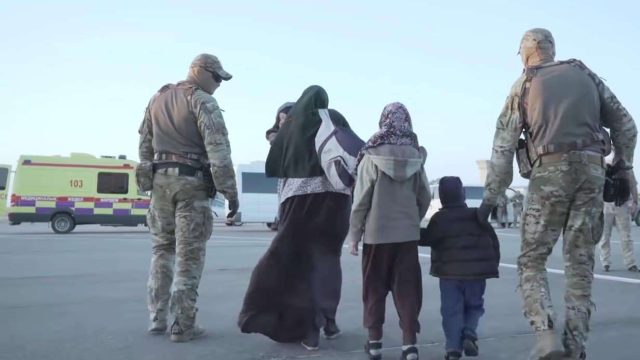 Әселдің әңгімесі: Жусан исінің қандай екенін Сириядан келіп түсіндік