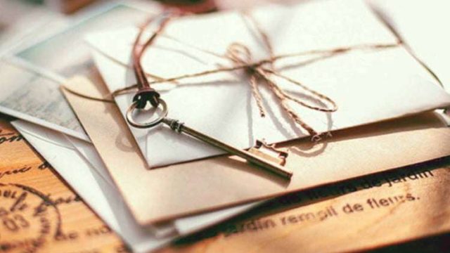 Қазіргі заманда қағаз хат жазып, хабар алмасатындар кімдер?
