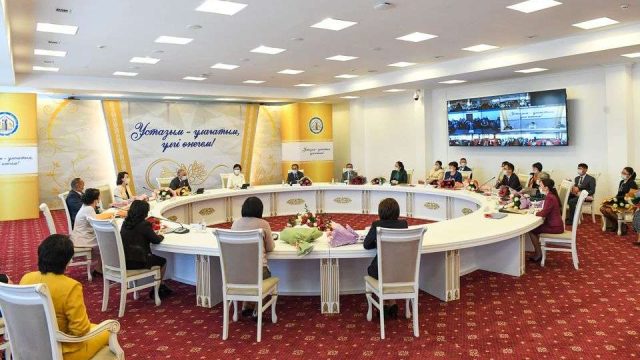 Қызылорда өңірінде үздік педагогтарға 300 АЕК көлемінде сыйақы беріледі