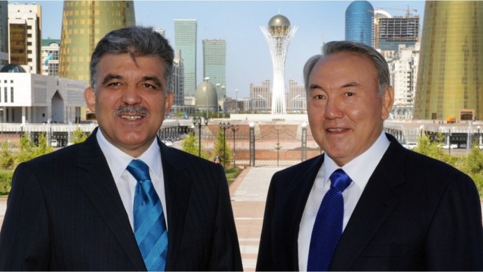 Нұрсұлтан Назарбаев пен Абдуллах Гүл