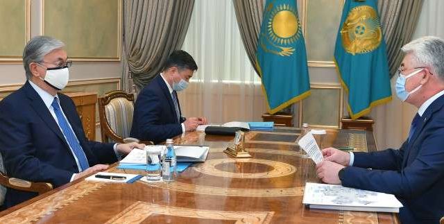 Қасым-Жомарт Тоқаев өңірлердегі жолды жөндеуді тапсырды