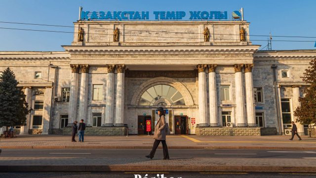 Мереке күндері пойыздарға қосымша 16 мың орын қосылады