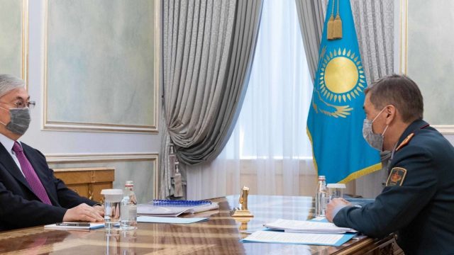 Президент Қорғаныс министрлігінің әскери алқа отырысын ұйымдастыруды тапсырды
