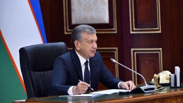 Өзбекстан президенті өзіне жала жапқандарға қарсы жаза енгізді
