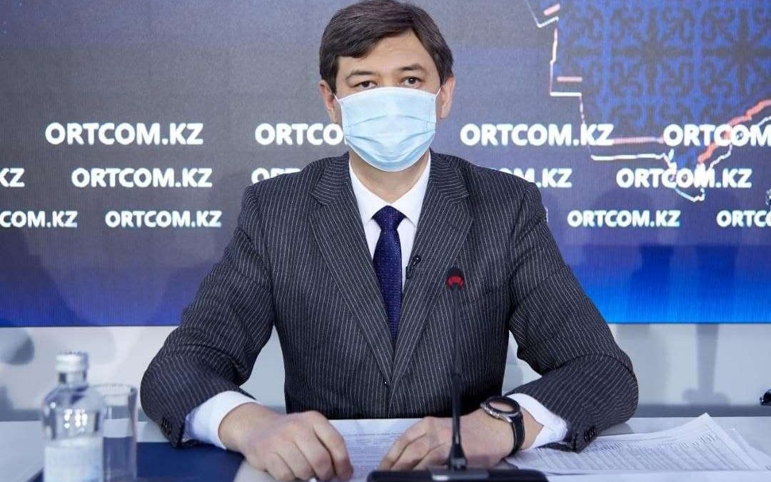 Ерлан Қиясов, Бас санитар