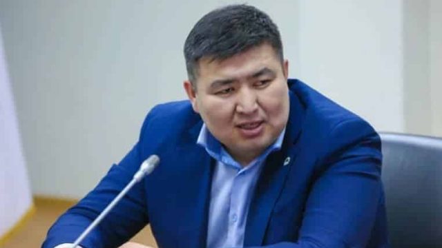 «Nur Otan-ды тас-талқан етіп жеңетін партия құрамыз». Жанболат Мамайдың сөзіне депутат қалай жауап берді?