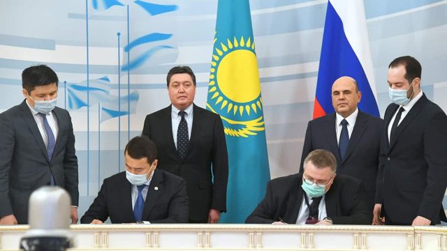 Асқар Мамин Ресей премьер-министірімен кездесті