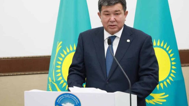 Атырауда алдағы уақытта 42 мыңнан астам жаңа жұмыс орны ашылады