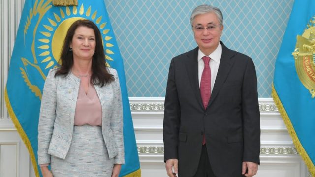 Мемлекет басшысы Швецарияның сыртқы істер министрімен кездесті