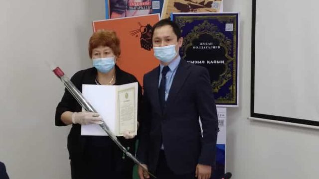 БҚО-да ғалымдар өңір басшысы атынан марапатталды