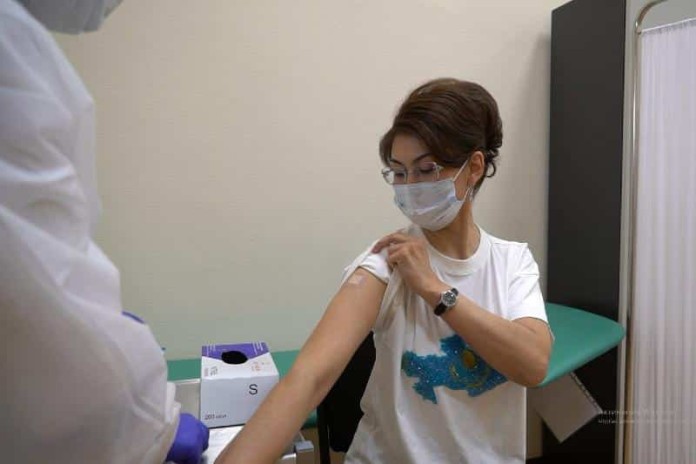 Аида Балаева, вакцина