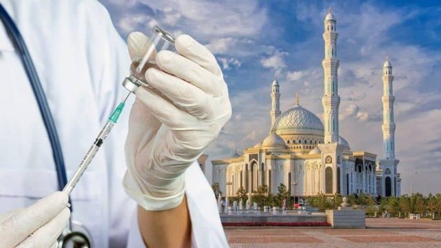 «Дін бұған қарсы келмейді». Алматының бас имамы вакцина салдыруға үндеді
