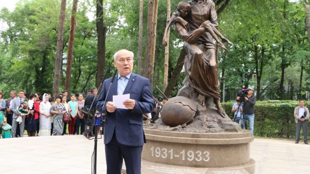 Хангелді Әбжанов: Тарих ғылымына методологиялық бетбұрыс керек