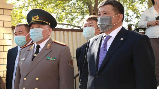 Атырау облысының әкімі ардагерлерді құттықтады
