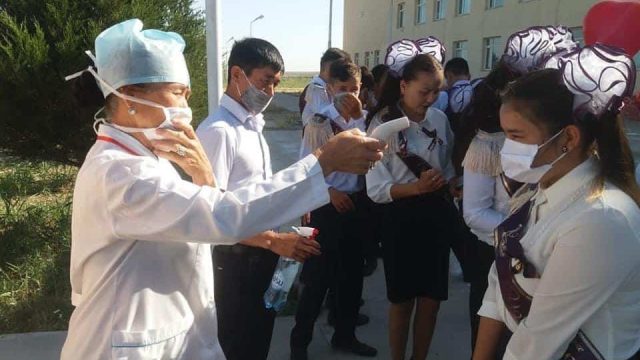 Бүгін мектептерде соңғы қоңырау соғылады