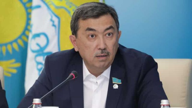 Арман Қожахметов Мәжіліс комитеті төрағасы болды