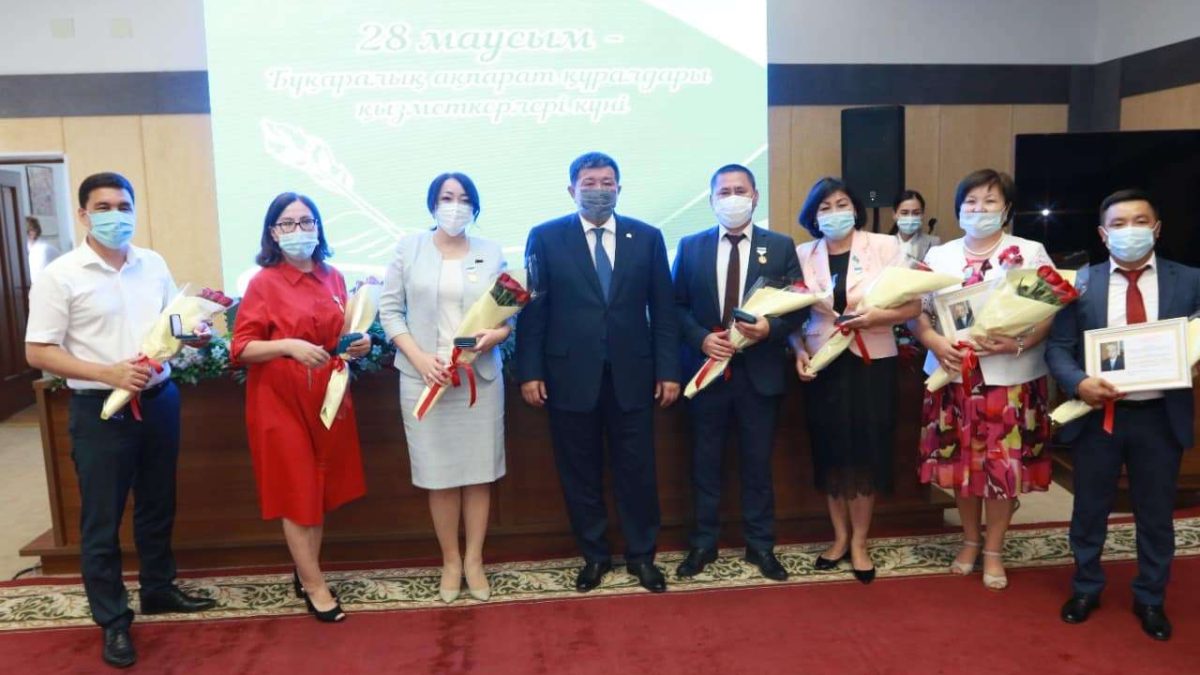 Атырау облысы әкімінің журналистерді құттықтауы