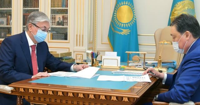 Асқар Мамин президентке көктемгі егіс науқанының аяқталғанын айтты